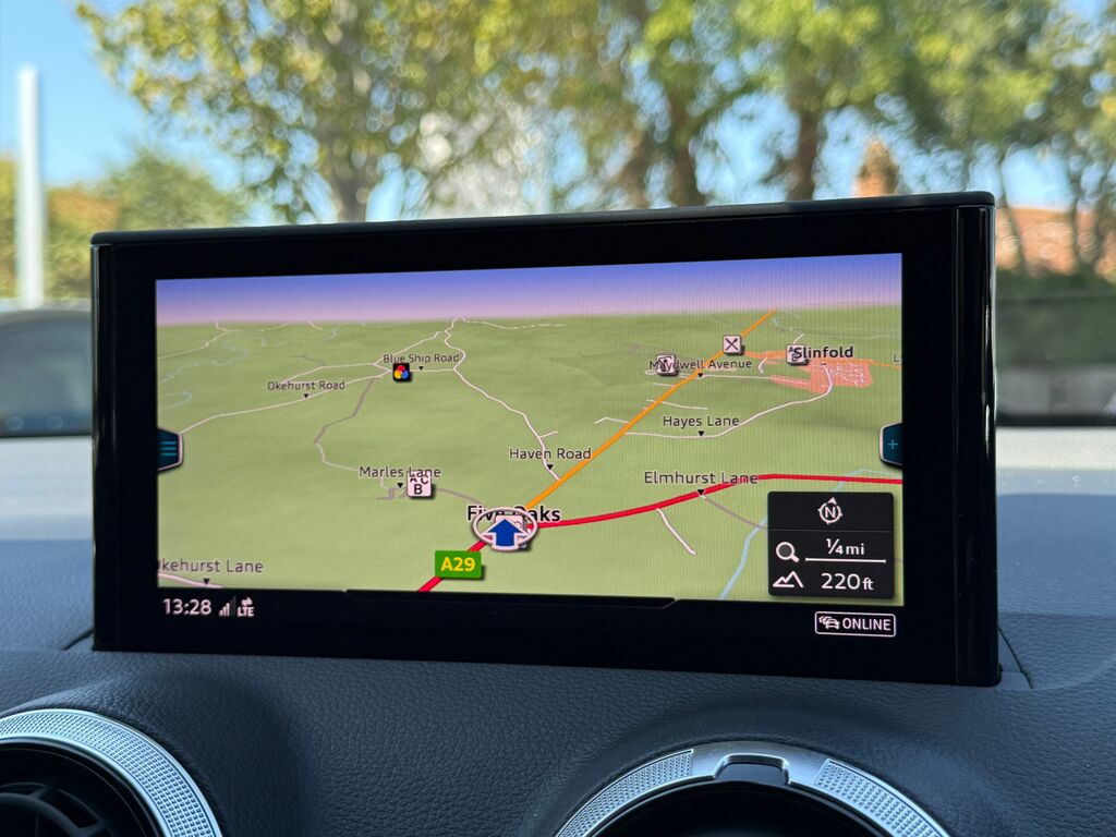 Audi Q2 S Line BV72PJO Blue #5