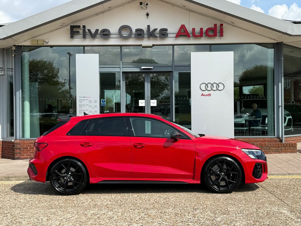 Audi RS3 Carbon Black WM73PCF Red #2