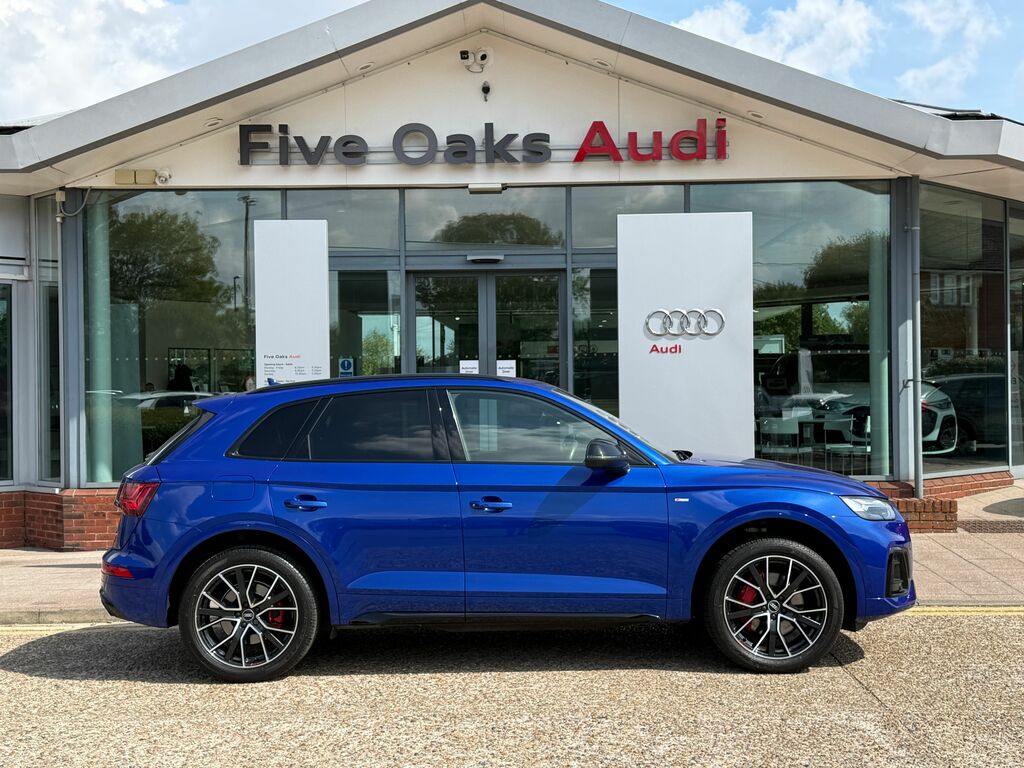 Audi Q5 Edition 1 DS71EVP Blue #2