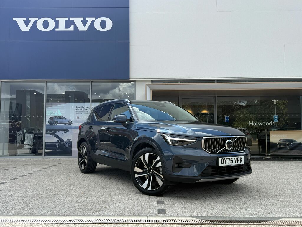 Volvo XC40 Ultra Blue
