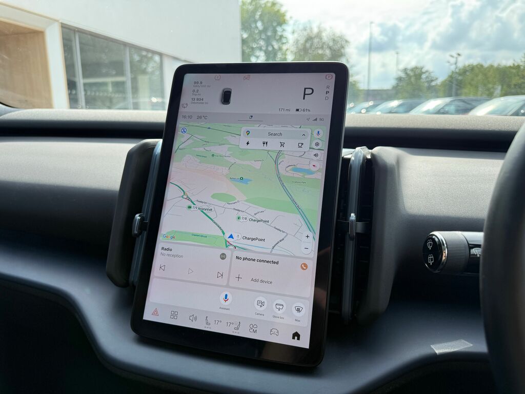 Volvo EX30 Ultra Black #5