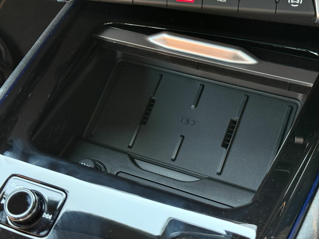 Audi Q3 Launch Edition Black #17