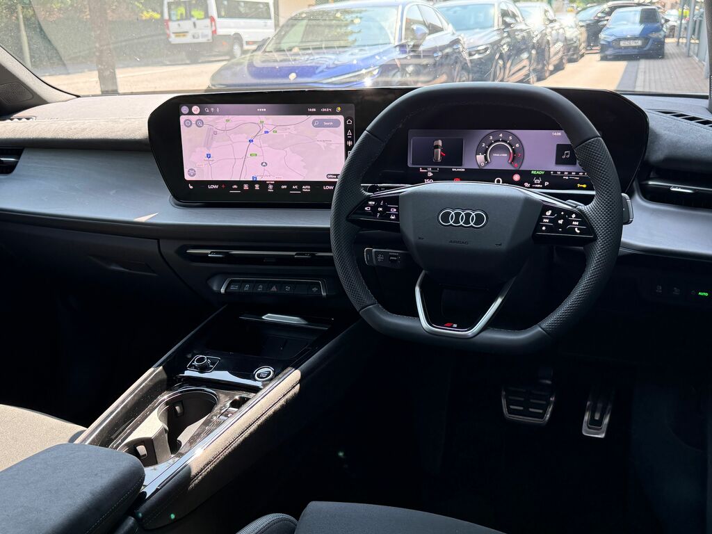 Audi Q3 Launch Edition Black #26