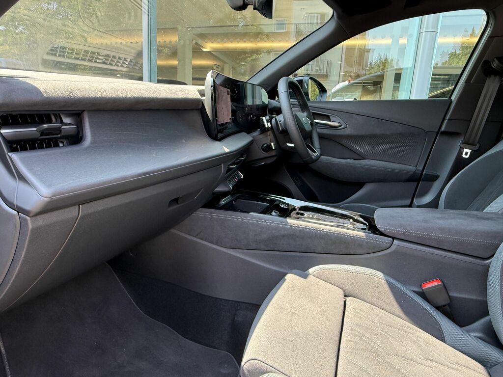 Audi Q3 Edition 1 Black #2