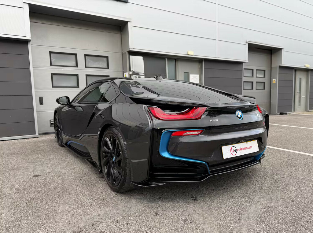 BMW i8 2dr Auto 2018 White #8
