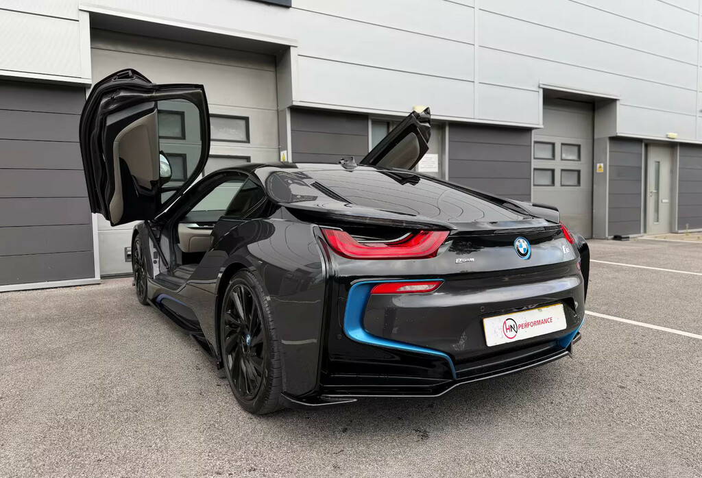 BMW i8 2dr Auto 2018 White #7