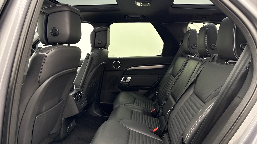 Land Rover Discovery D350 Dynamic Hse Eiger Grey KS74YMK Grey #4