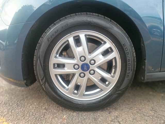 Ford Tourneo Connect Ecoblue Titanium Mpv Blue #4