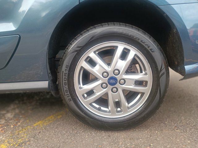 Ford Tourneo Connect Ecoblue Titanium Mpv Blue #5