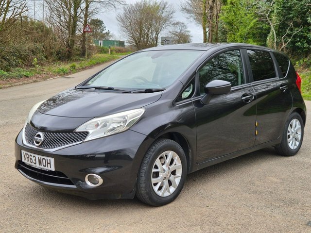 Nissan Note 2013 1.2 12V Acenta Premium Hatchback M Black #2