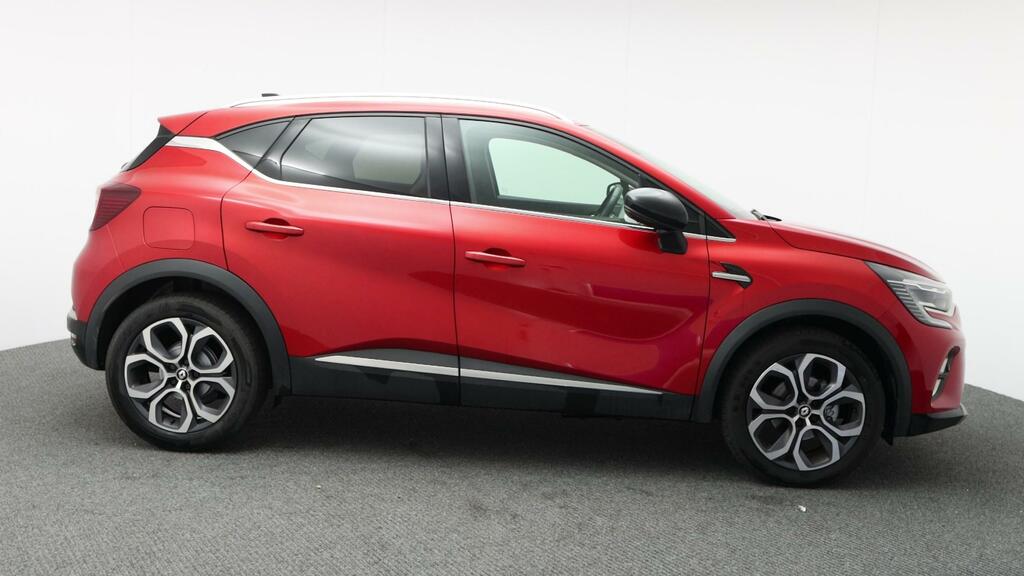 Renault Captur E-tech Engineered Black #2