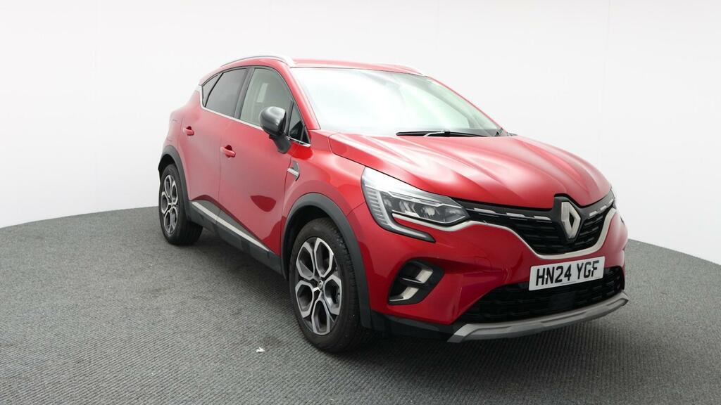 Renault Captur E-tech Engineered Black #1