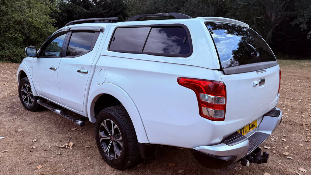 Fiat Fullback 2.4 180Hp LX Double Cab Pick Up Pick Up Man White #4