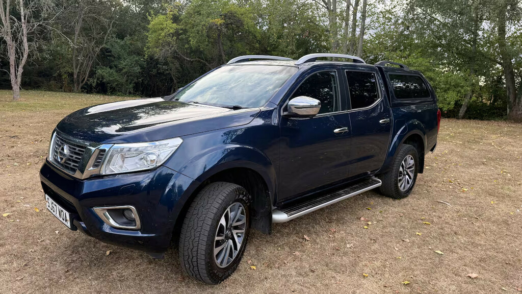 Nissan Navara Double Cab Pick Up Tekna 2.3Dci 190 4Wd Pick Up Di Blue #3