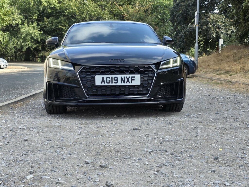 Audi TT 2L S Line AG19NXF Black #4