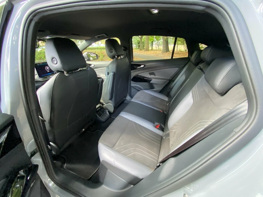 Volkswagen ID.5 Match Grey #93