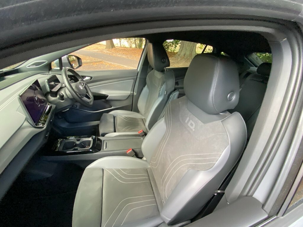Volkswagen ID.5 Match Grey #95