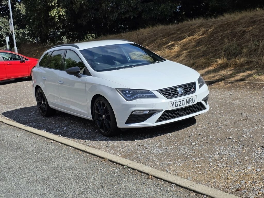 Seat Leon 1.5L Fr Black Edition YG20MRU White #2