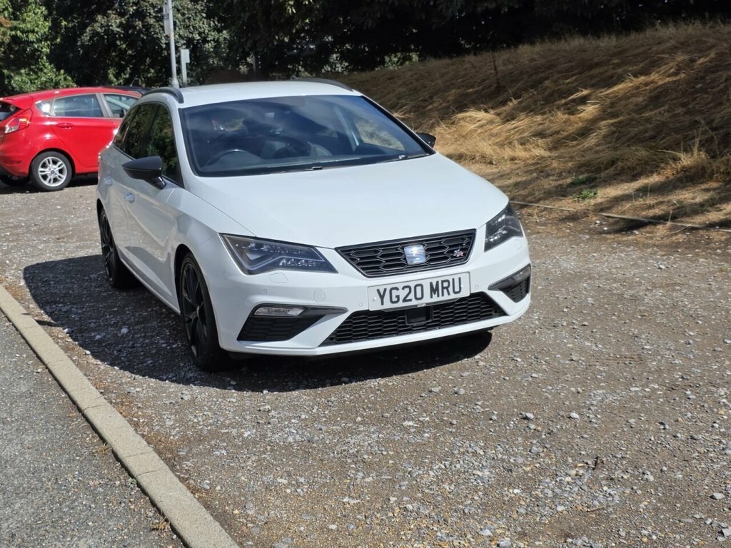 Seat Leon 1.5L Fr Black Edition YG20MRU White #4