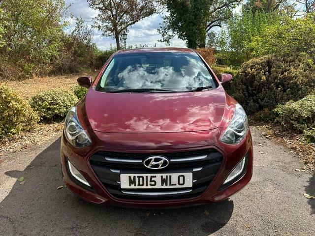 Hyundai I30 Se Automatic Red #2