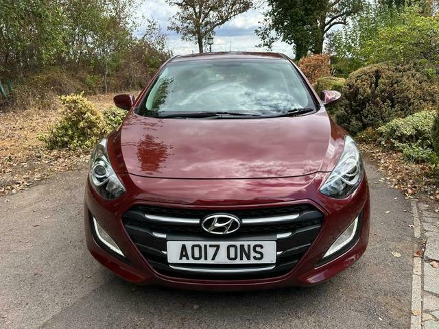 Hyundai I30 Se Blue Drive Red #2