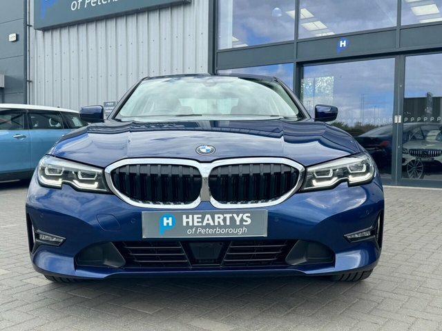 BMW 3 Series 320D Se Saloon ML19FUW Blue #2