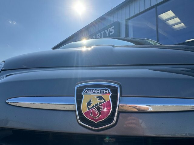 Abarth 500 Abarth Red #15