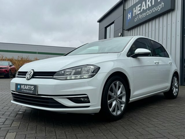 Volkswagen Golf Tdi Bluemotion Tech Gt CP17XSU White #3