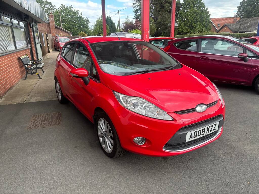 Ford Fiesta 1.6 Tdci Titanium AO09KZZ Red #3