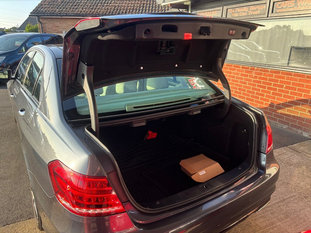Mercedes-Benz E Class E250 Cdi Amg Night Ed Premium Plus 7G-tronic AD15RBY Grey #6
