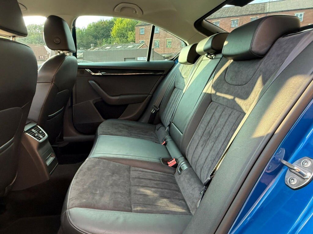 Skoda Octavia Silver #14