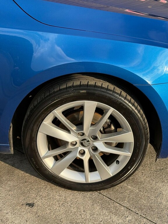 Skoda Octavia 1.5 Tsi Act Se L Blue #5