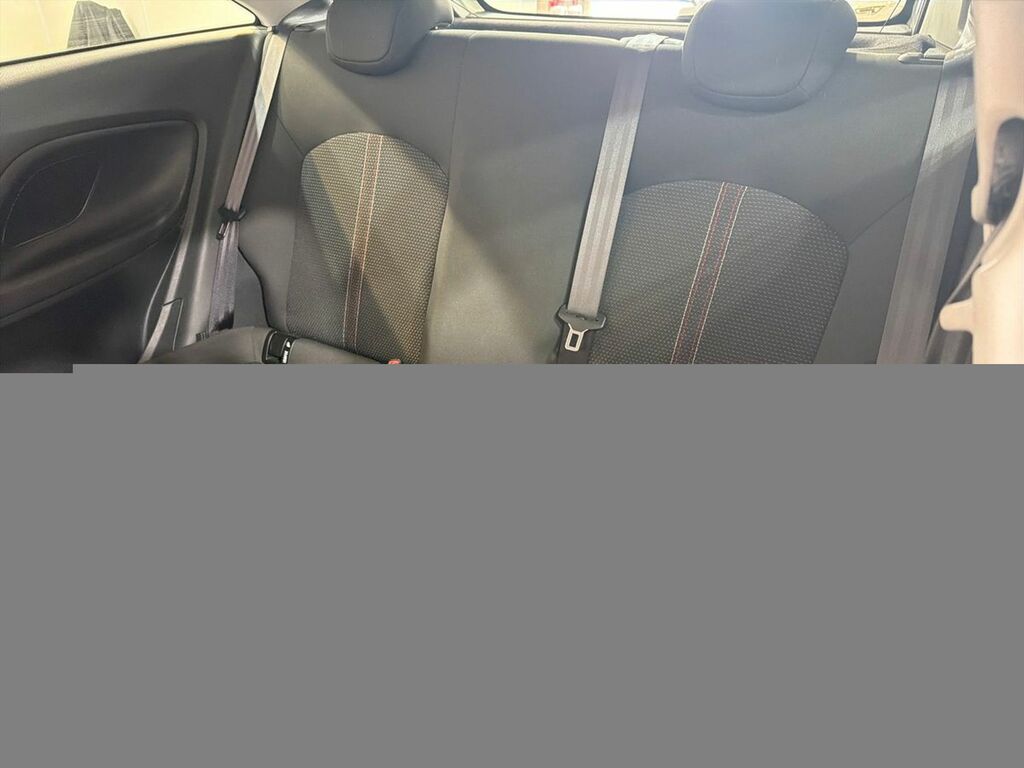 Vauxhall Corsa 1.4 75 Griffin HK69AGU Silver #6