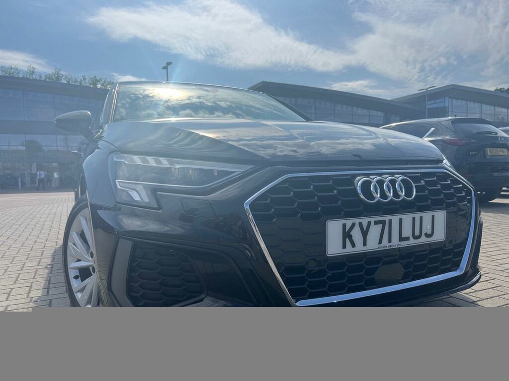 Audi A3 40 Tfsi E S Line S Tronic KY71LUJ Black #2