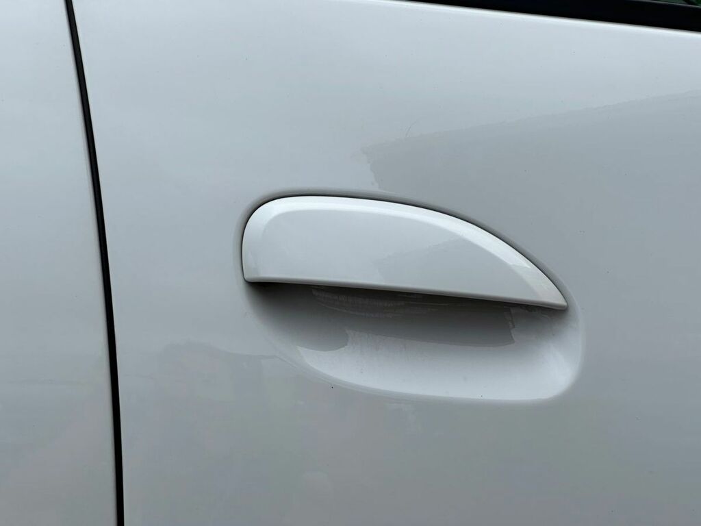 Dacia Duster 1.3 Tce 150 Extreme Se Edc WO72HXR White #6