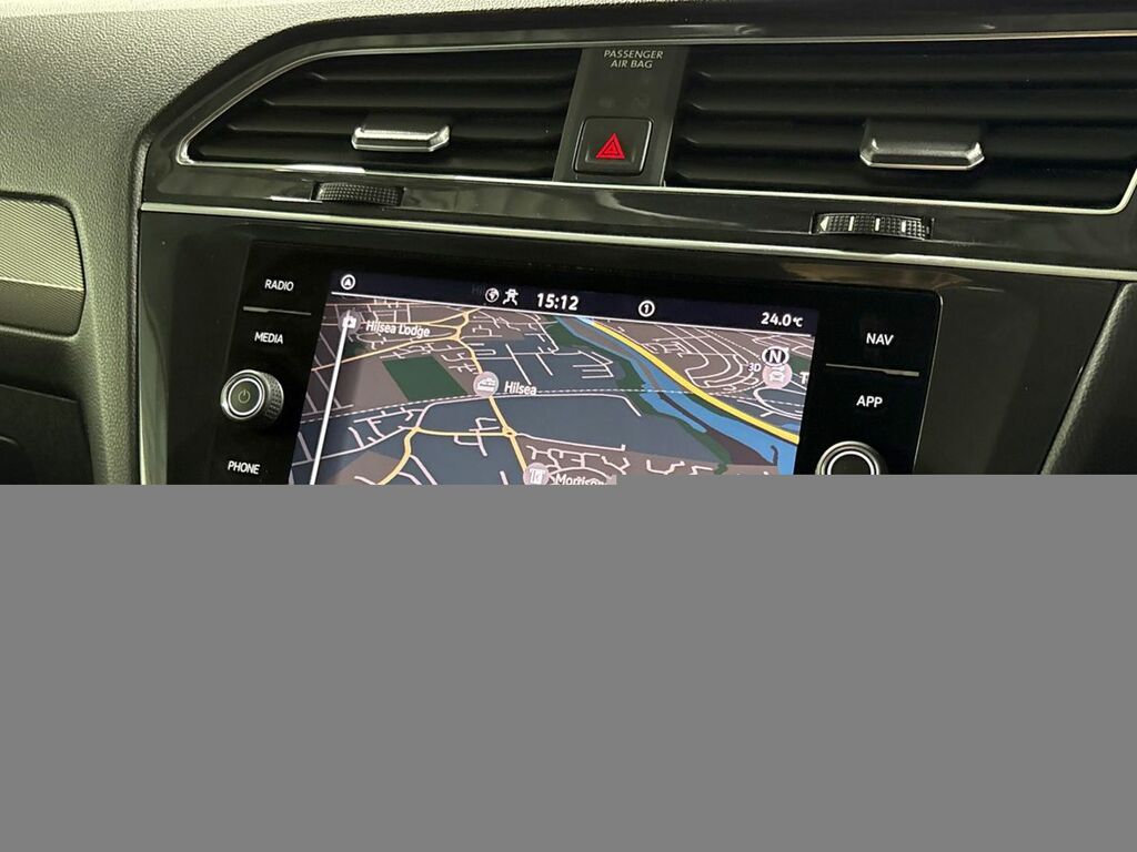 Volkswagen Tiguan Allspace 1.5 Tsi Life Black