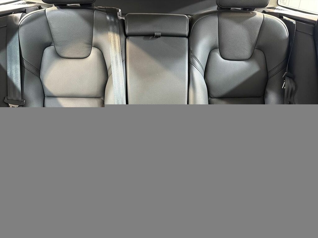 Volvo XC60 B5 Mild Hybrid KX73HVW Grey #5
