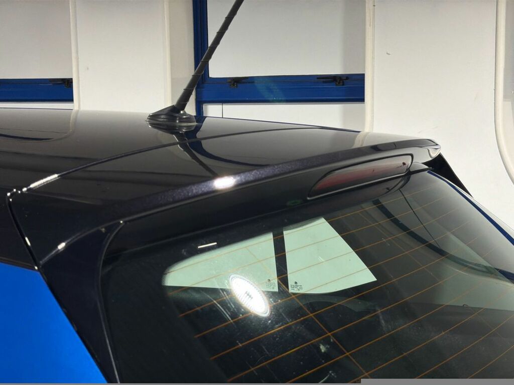 Skoda Fabia 1.0 Tsi Colour Edition Blue #2
