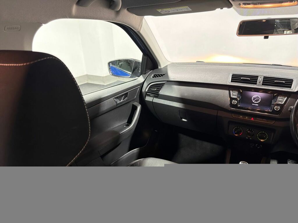 Skoda Fabia 1.0 Tsi Colour Edition Blue #4