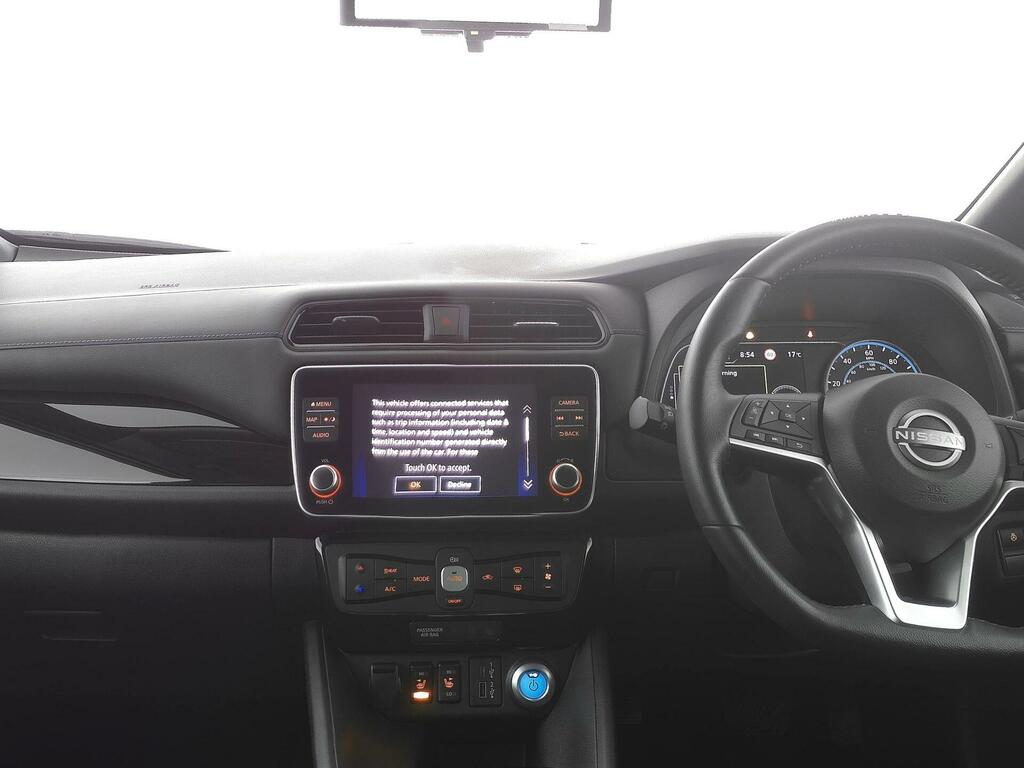 Nissan Leaf   #14