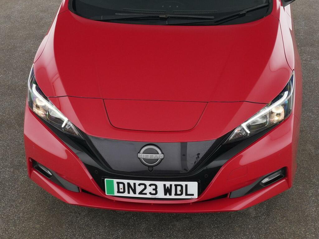 Nissan Leaf   #25