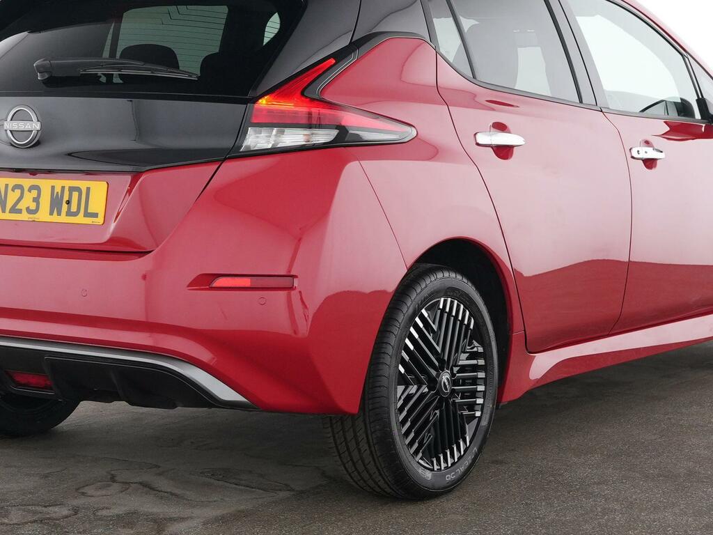 Nissan Leaf   #16