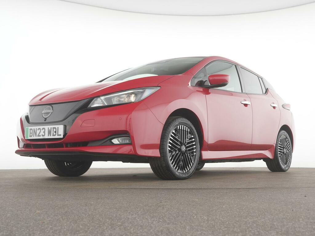 Nissan Leaf   #26