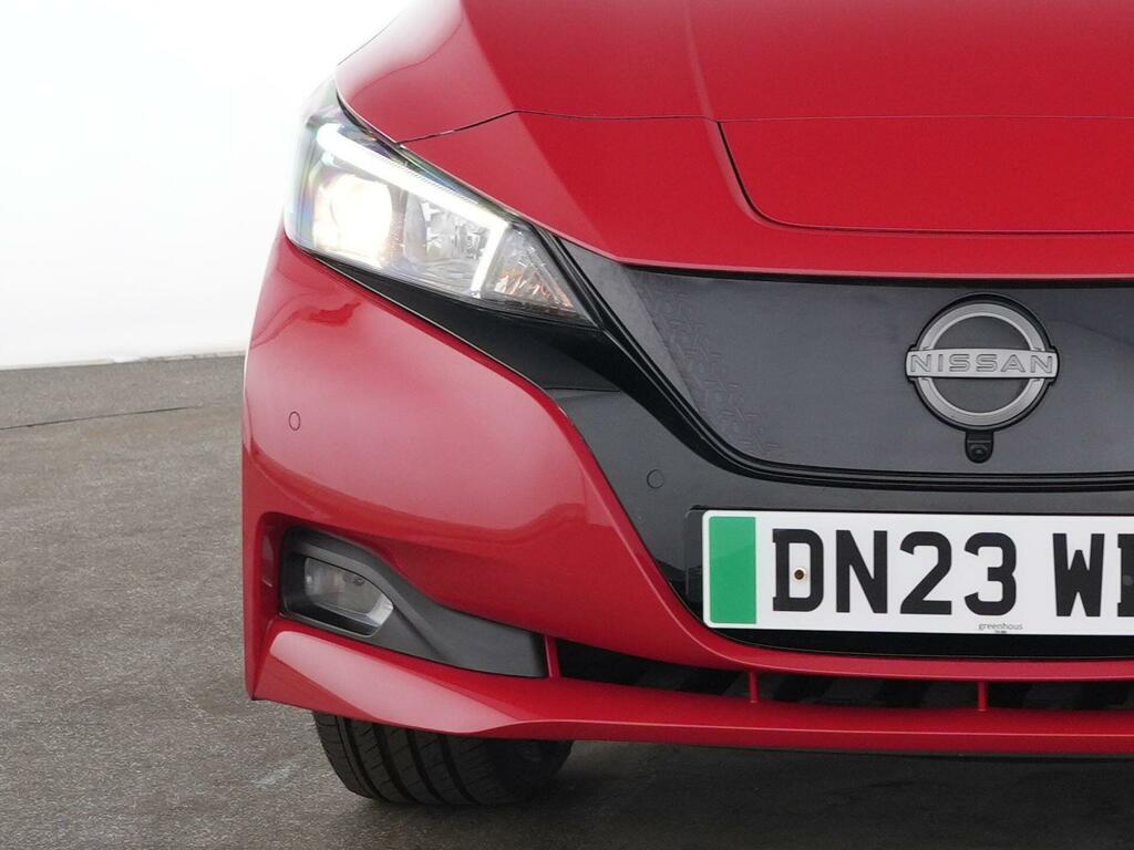 Nissan Leaf   #17