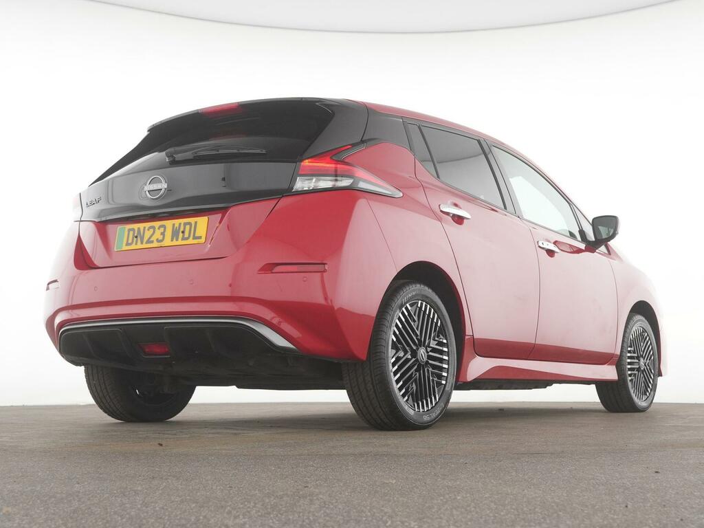 Nissan Leaf   #27