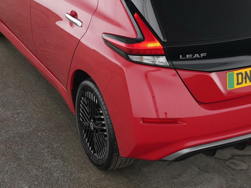 Nissan Leaf   #24