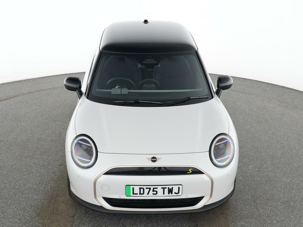 Mini Electric E 66.5Kwh Monochrome White #25