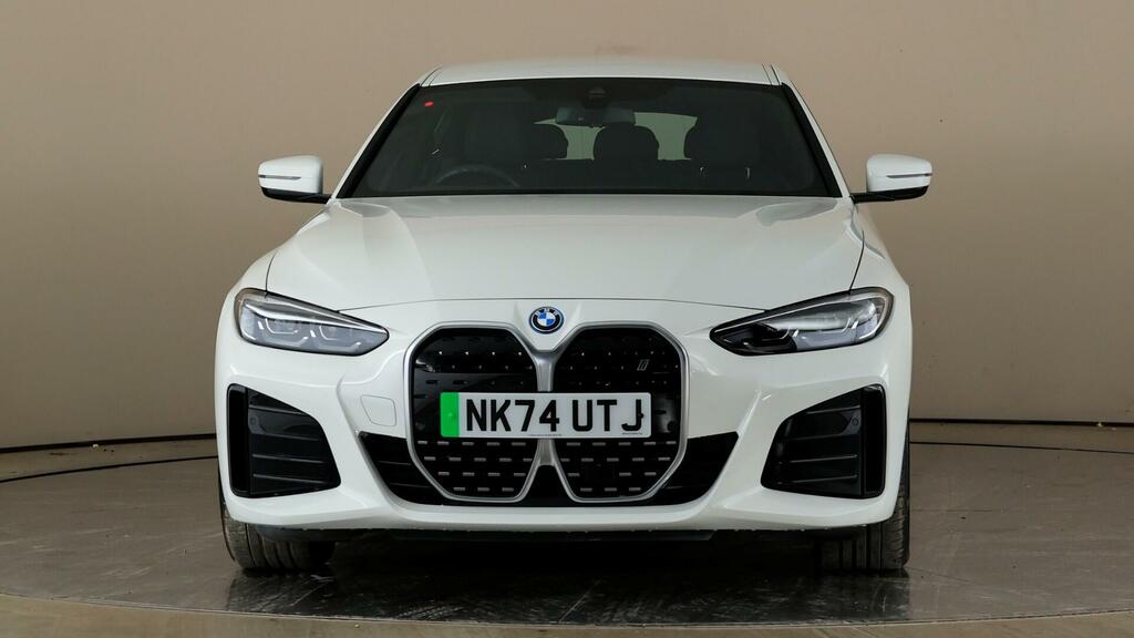 BMW i4 Unknown White #31