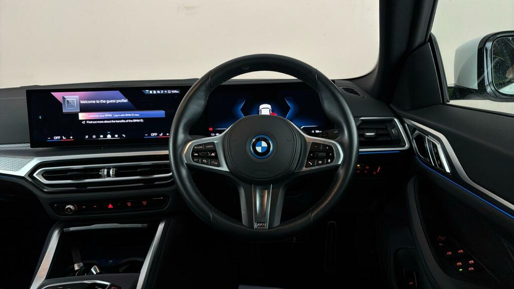 BMW i4 Unknown White #17