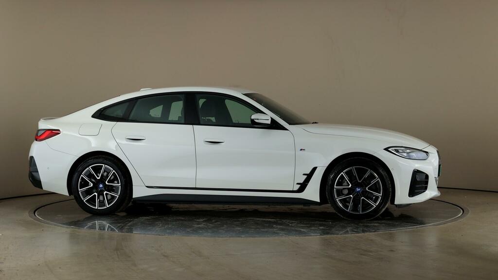 BMW i4 Unknown White #18